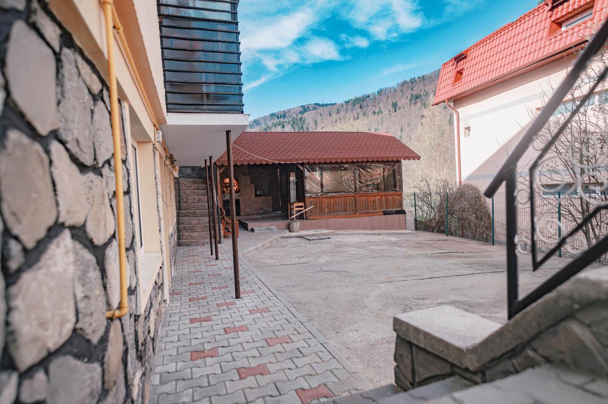 Alpine Bliss Sinaia Hotel Ngoại thất bức ảnh